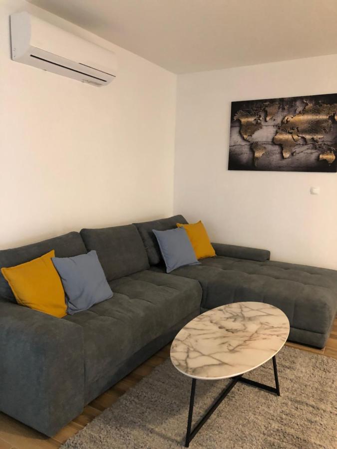 Adria-Appartment-Island-Vir #Sea #Beach #Wifi #Privateparking #Netflix Buitenkant foto