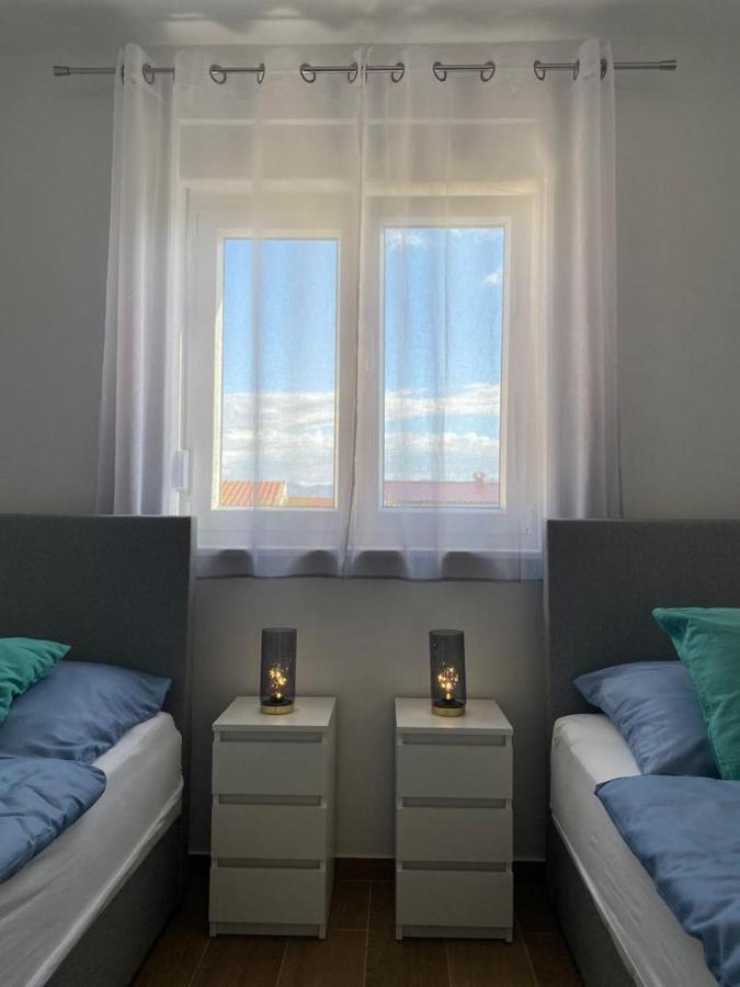Adria-Appartment-Island-Vir #Sea #Beach #Wifi #Privateparking #Netflix Buitenkant foto