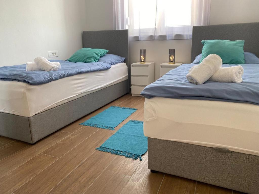 Adria-Appartment-Island-Vir #Sea #Beach #Wifi #Privateparking #Netflix Buitenkant foto