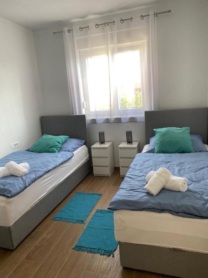 Adria-Appartment-Island-Vir #Sea #Beach #Wifi #Privateparking #Netflix Buitenkant foto